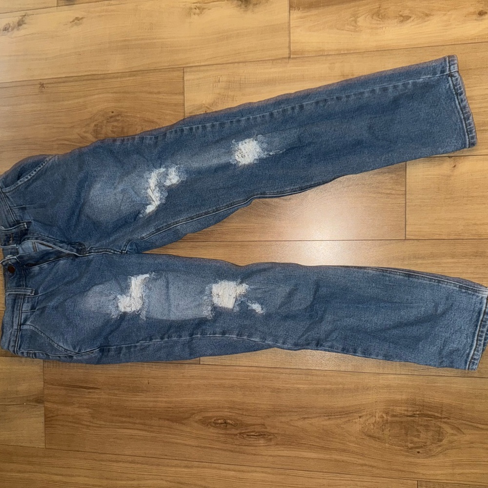 Vibrant Men's Distressed Blue Jeans